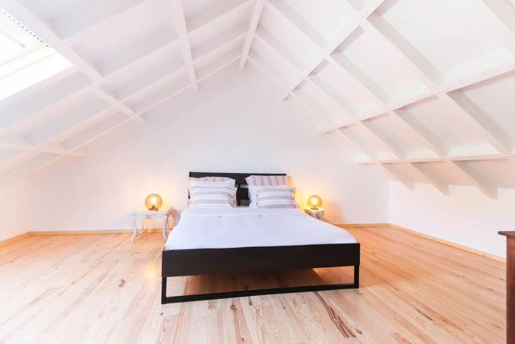 Caparica Beach Villa Trafaria Экстерьер фото